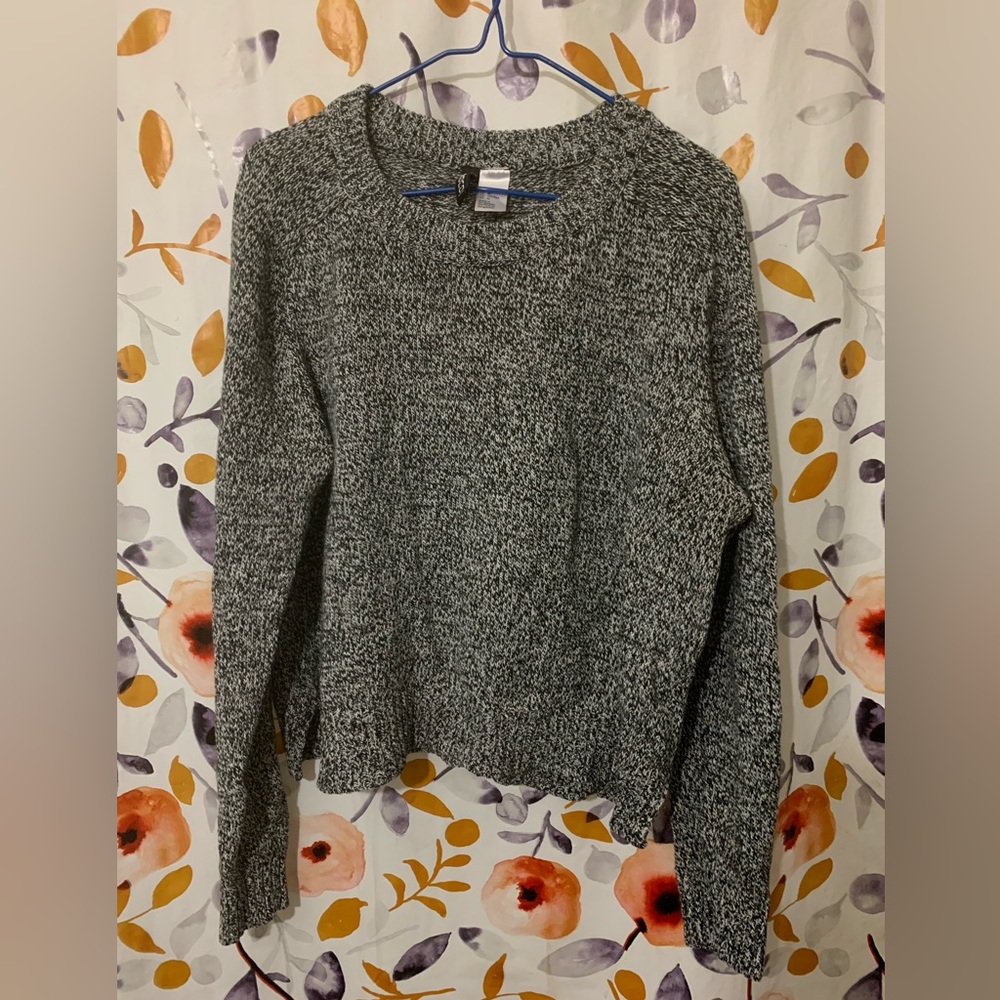 🔥5/$25 H&M Gray Sweater Sz M